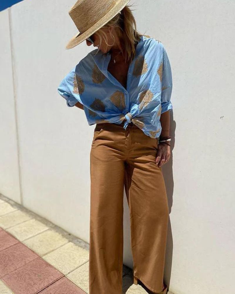 Lina – Elegantsete tikanditega pluus