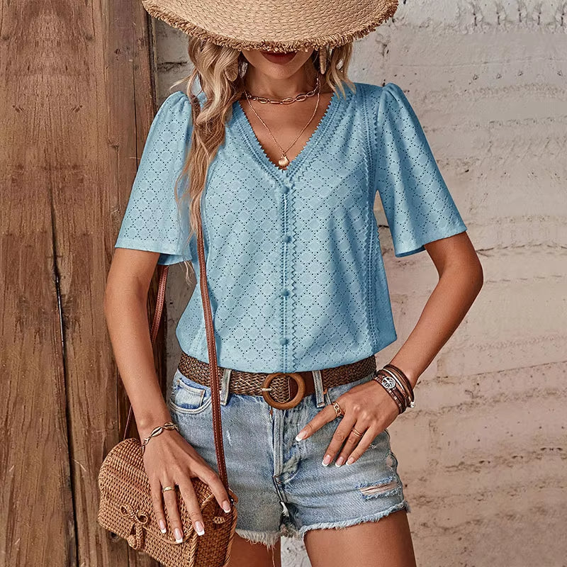 ADELHEID I LÜHIKÄISTEGA SÄRK JA V-KAELUS