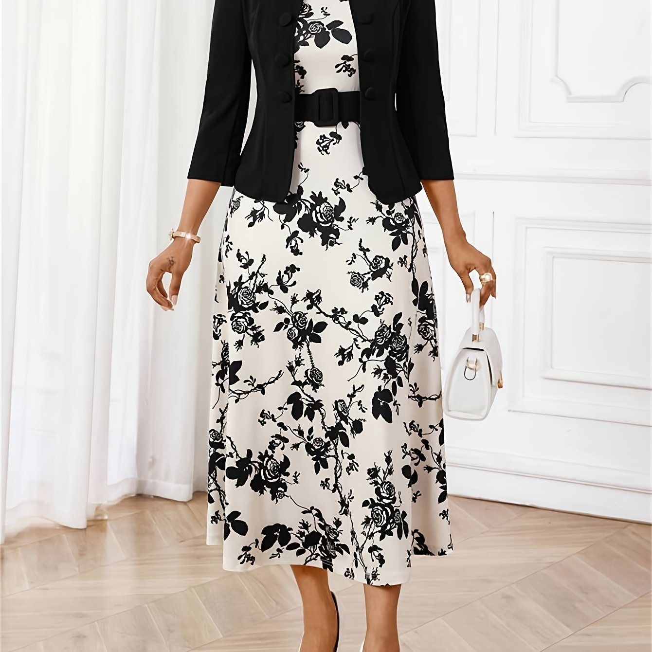 Amelia | Trükimustriga vööga kaheosaline komplekt