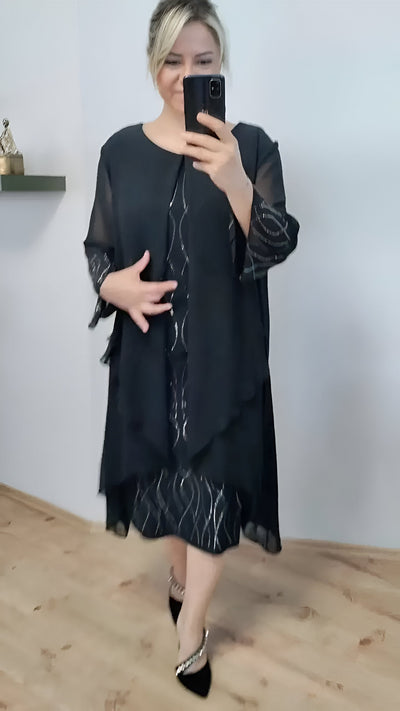 Claudia™ - Elegantne voolav kleit kihiga