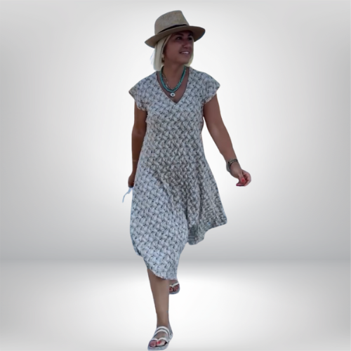 Leonie – V-kaelusega kleit ja lõdva siluetiga