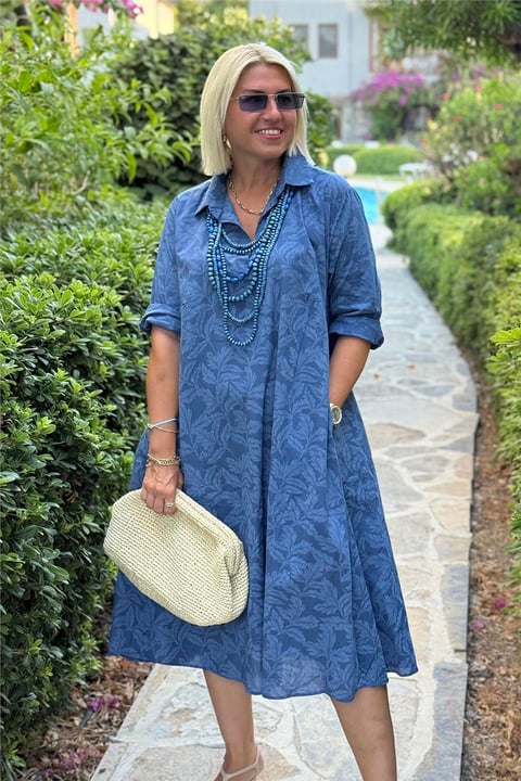 Nora – Lehtede Motivi ja Mugava Väljendiga Kleit